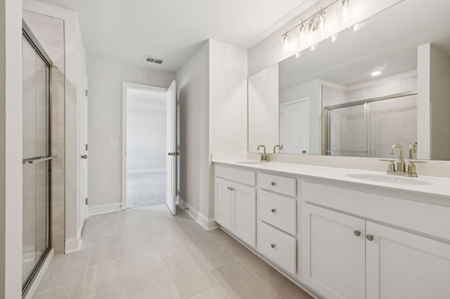 452 Stardust Drive, Lebanon, TN 37087