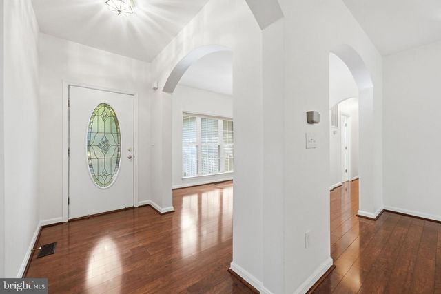 109 BUTLER CIR, Locust Grove, VA 22508