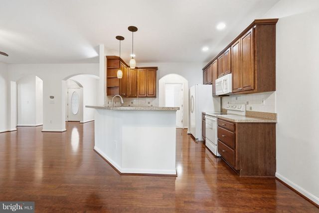 109 BUTLER CIR, Locust Grove, VA 22508