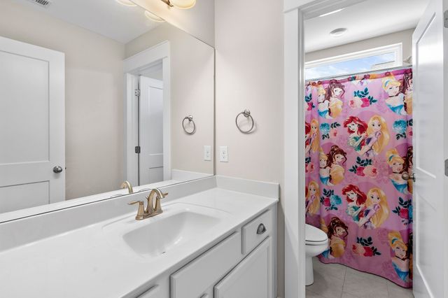 1327 Batbriar Rd, Murfreesboro, TN 37128