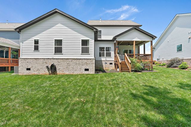 1327 Batbriar Rd, Murfreesboro, TN 37128