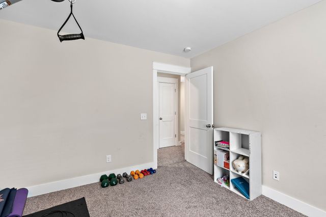 1327 Batbriar Rd, Murfreesboro, TN 37128