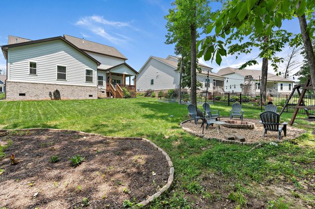 1327 Batbriar Rd, Murfreesboro, TN 37128