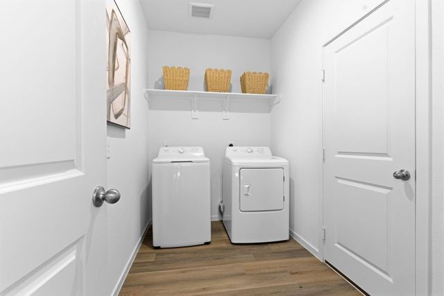 7702 Smooth Valley Court, Iowa Colony, TX 77583