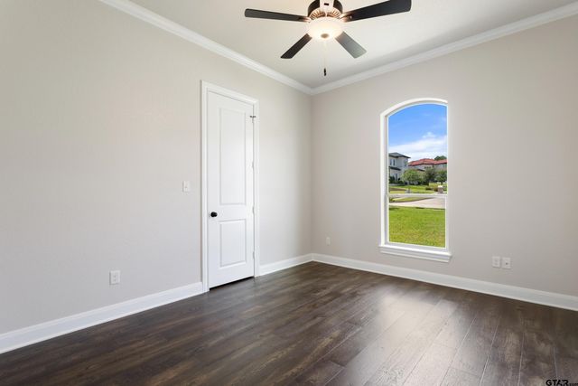 7574 Northlake Dr., Tyler, TX 75703