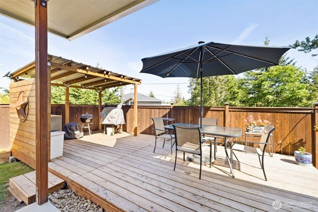 1325 Eckard Avenue, Port Angeles, WA 98362