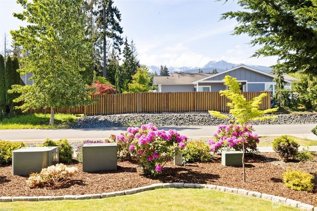 1325 Eckard Avenue, Port Angeles, WA 98362