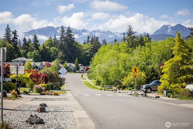 1325 Eckard Avenue, Port Angeles, WA 98362