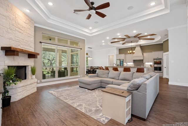 10015 Kopplin, New Braunfels, TX 78132