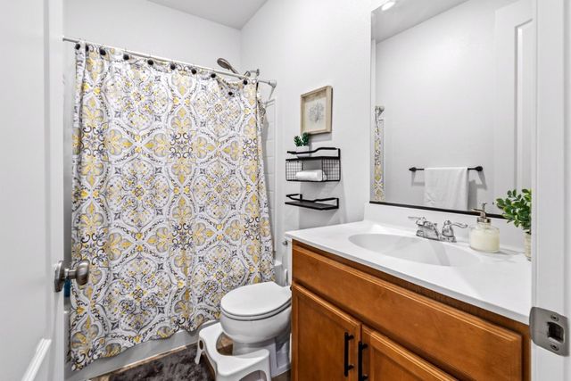 2951 Kern Way, Hollister, CA 95023