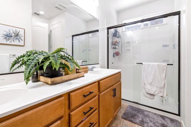 2951 Kern Way, Hollister, CA 95023