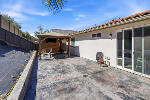 2951 Kern Way, Hollister, CA 95023