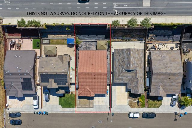 2951 Kern Way, Hollister, CA 95023