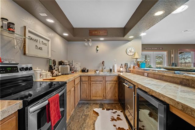 15040 Airport Road, Siloam Springs, AR 72761