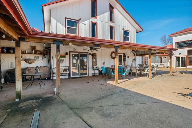 15040 Airport Road, Siloam Springs, AR 72761