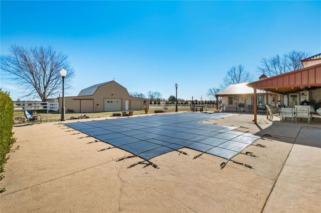 15040 Airport Road, Siloam Springs, AR 72761