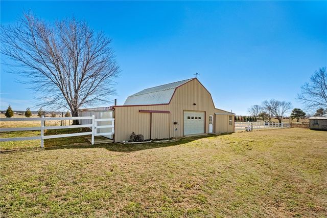 15040 Airport Road, Siloam Springs, AR 72761
