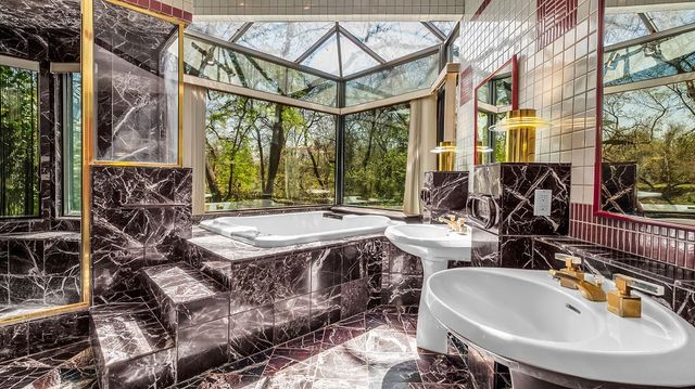 3724 Wooded Creek Drive, Farmers Branch, TX 75244