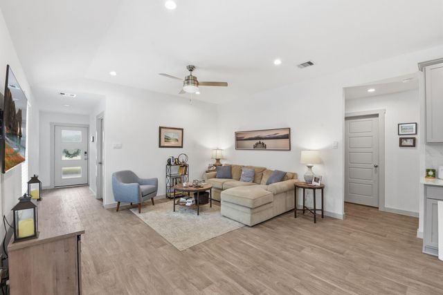 2909 Newington Lane, Houston, TX 77047