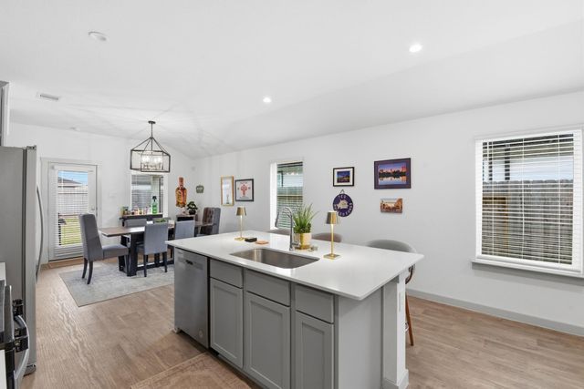 2909 Newington Lane, Houston, TX 77047