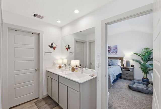 2909 Newington Lane, Houston, TX 77047