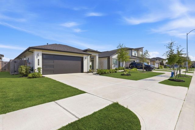 2909 Newington Lane, Houston, TX 77047