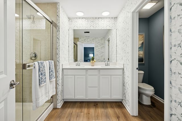 206 Neubauer Circle 1601, Lindenhurst, IL 60046