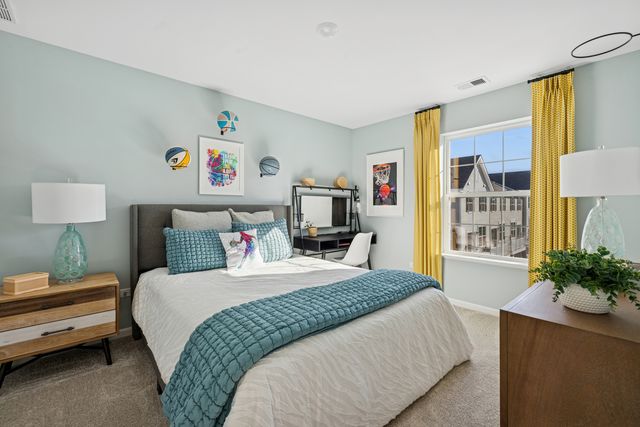 206 Neubauer Circle 1601, Lindenhurst, IL 60046