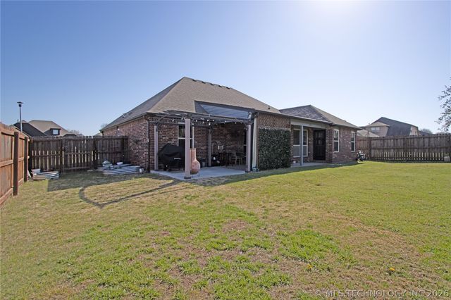 3302 S 208th East Avenue, Broken Arrow, OK 74014