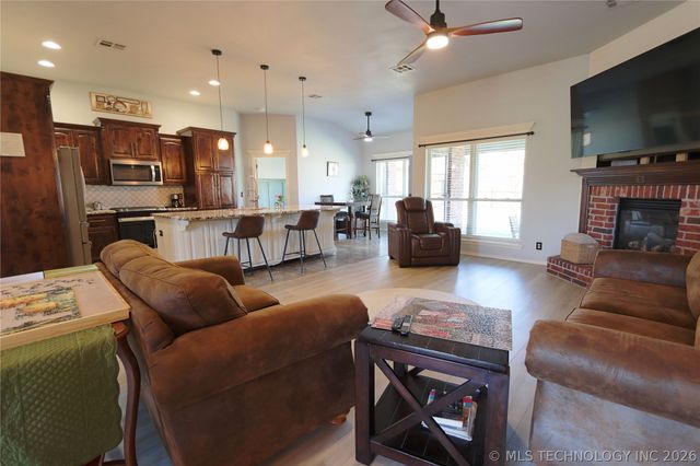 3302 S 208th East Avenue, Broken Arrow, OK 74014