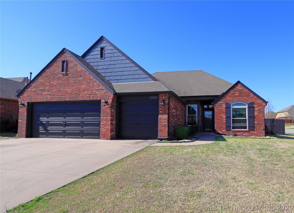 3302 S 208th East Avenue, Broken Arrow, OK 74014