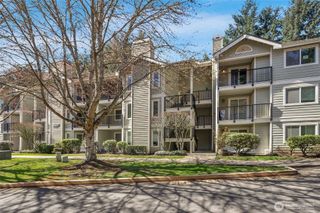 6527 200th Street SW #304, Lynnwood, WA 98036