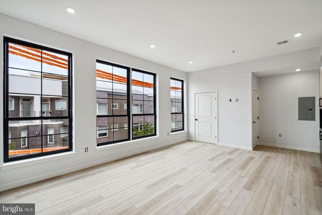 1112-16 E Berks Street 403, Philadelphia, PA 19125