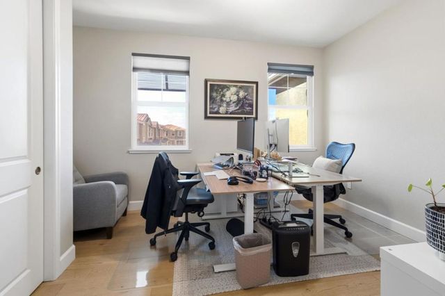 651 Cinnamon, Mountain View, CA 94043