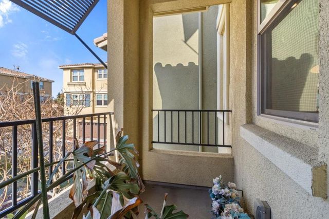 651 Cinnamon, Mountain View, CA 94043