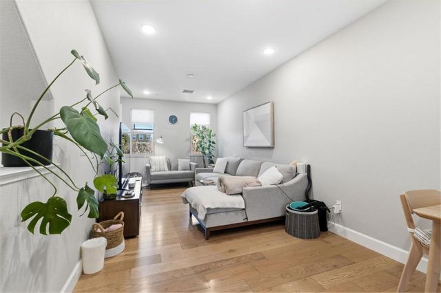 651 Cinnamon, Mountain View, CA 94043