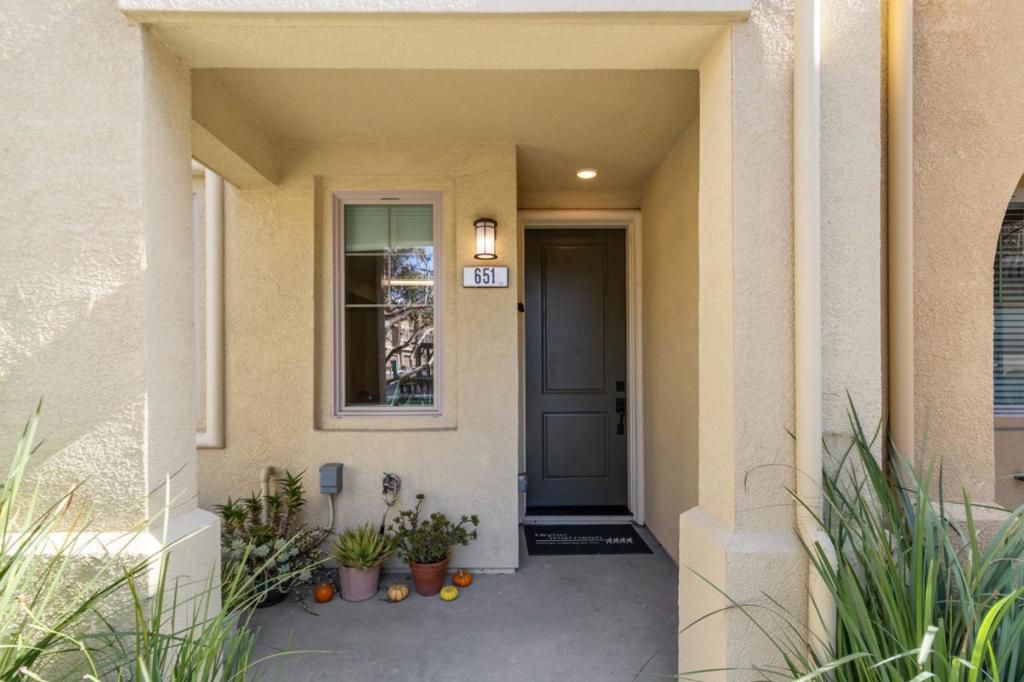 651 Cinnamon, Mountain View, CA 94043