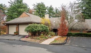 34 Cary Lane 34, Bloomfield, CT 06002