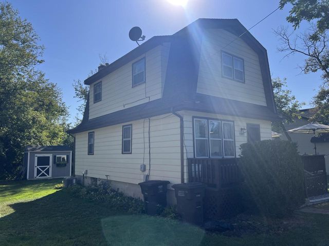 N3178 Poplar ROAD, Lake Geneva, WI 53147