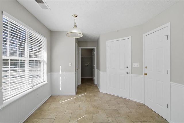 4310 Perrinton Trail, Loganville, GA 30052