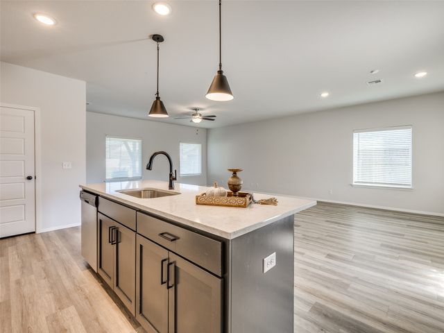 8902 N 73rd East Place, Owasso, OK 74055