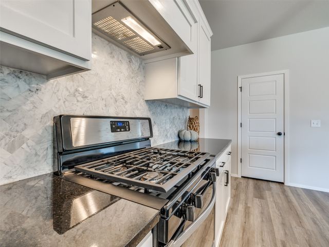 8902 N 73rd East Place, Owasso, OK 74055