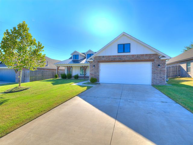 8902 N 73rd East Place, Owasso, OK 74055