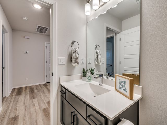 8902 N 73rd East Place, Owasso, OK 74055