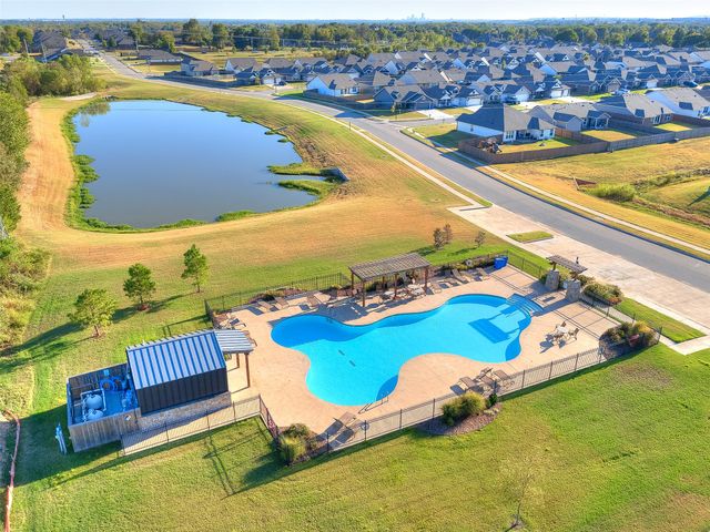 8902 N 73rd East Place, Owasso, OK 74055