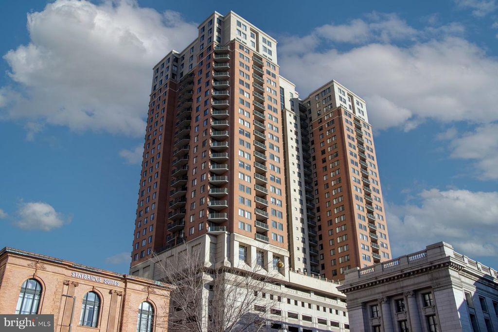 Image 1 of property listing at 414 WATER ST #2512, Baltimore, MD 21202