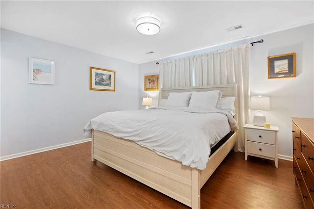 210 Azalea DR, Smithfield, VA 23430