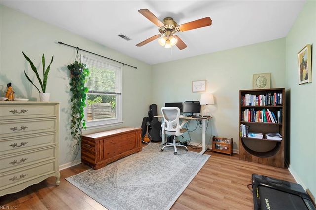 210 Azalea DR, Smithfield, VA 23430