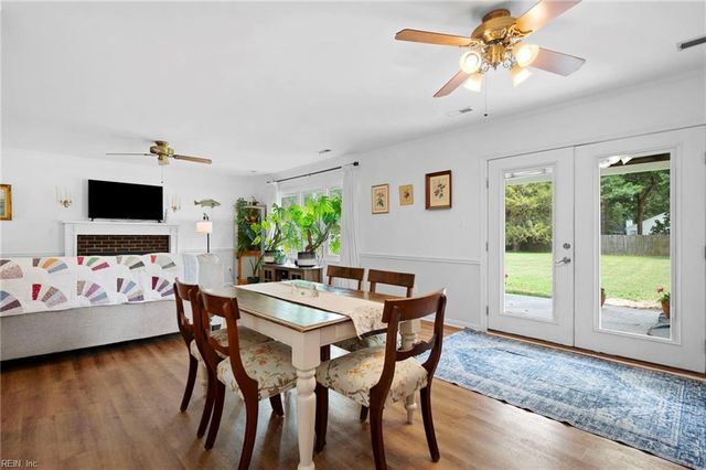 210 Azalea DR, Smithfield, VA 23430