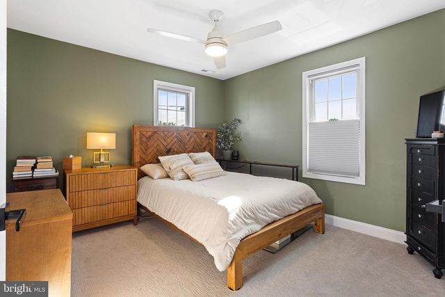 84 VIRGINIA AVE, Westmont, NJ 08108